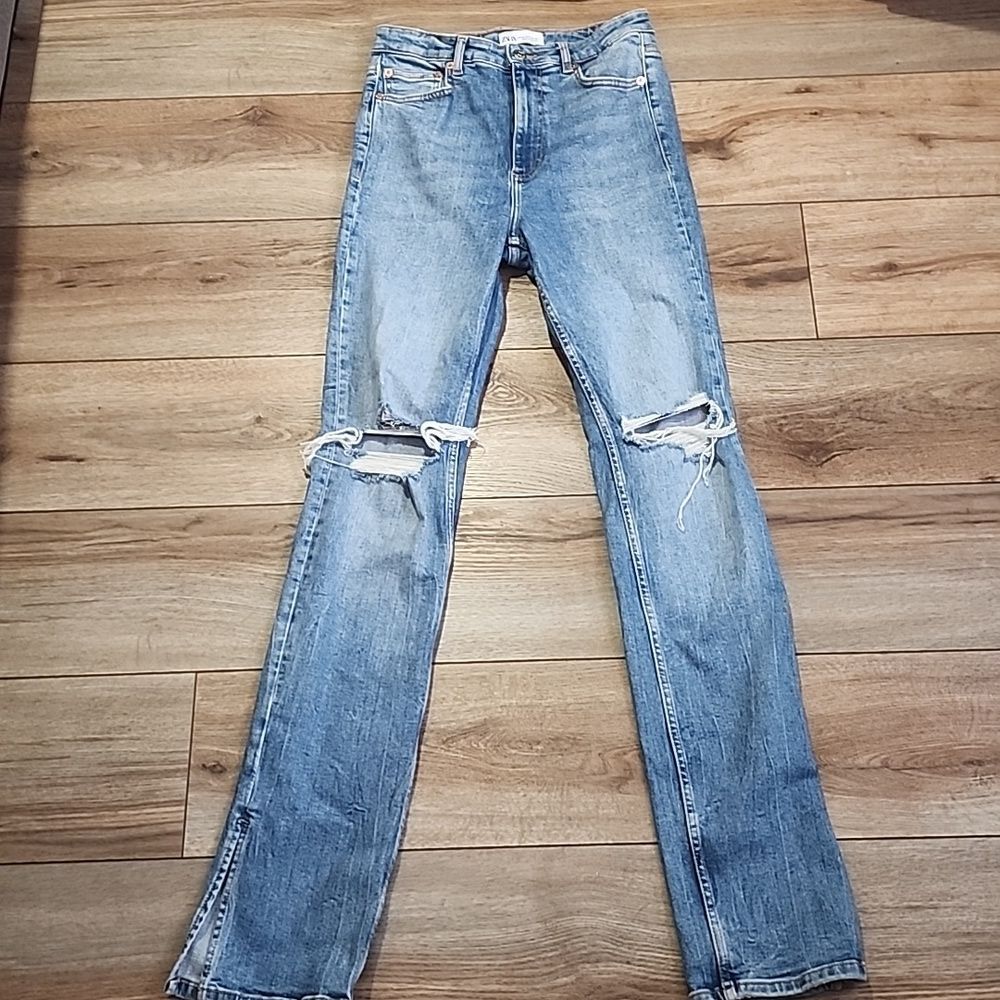 Zara Jeans Ripped Knee Jeans High Rise sz 8 - Picture 1 of 7